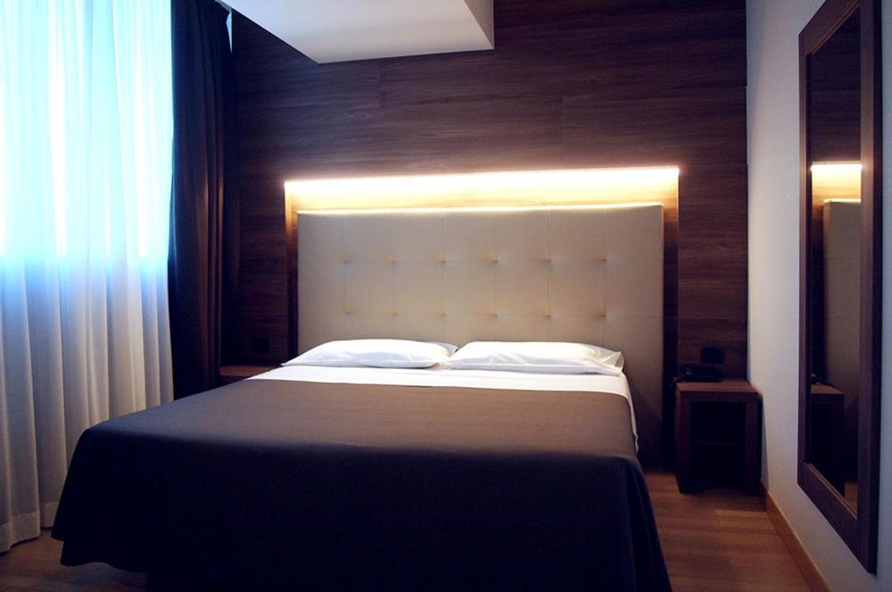 Golf Hotel Milano Opera Zewnętrze zdjęcie