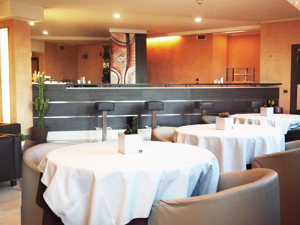 Golf Hotel Milano Opera Zewnętrze zdjęcie